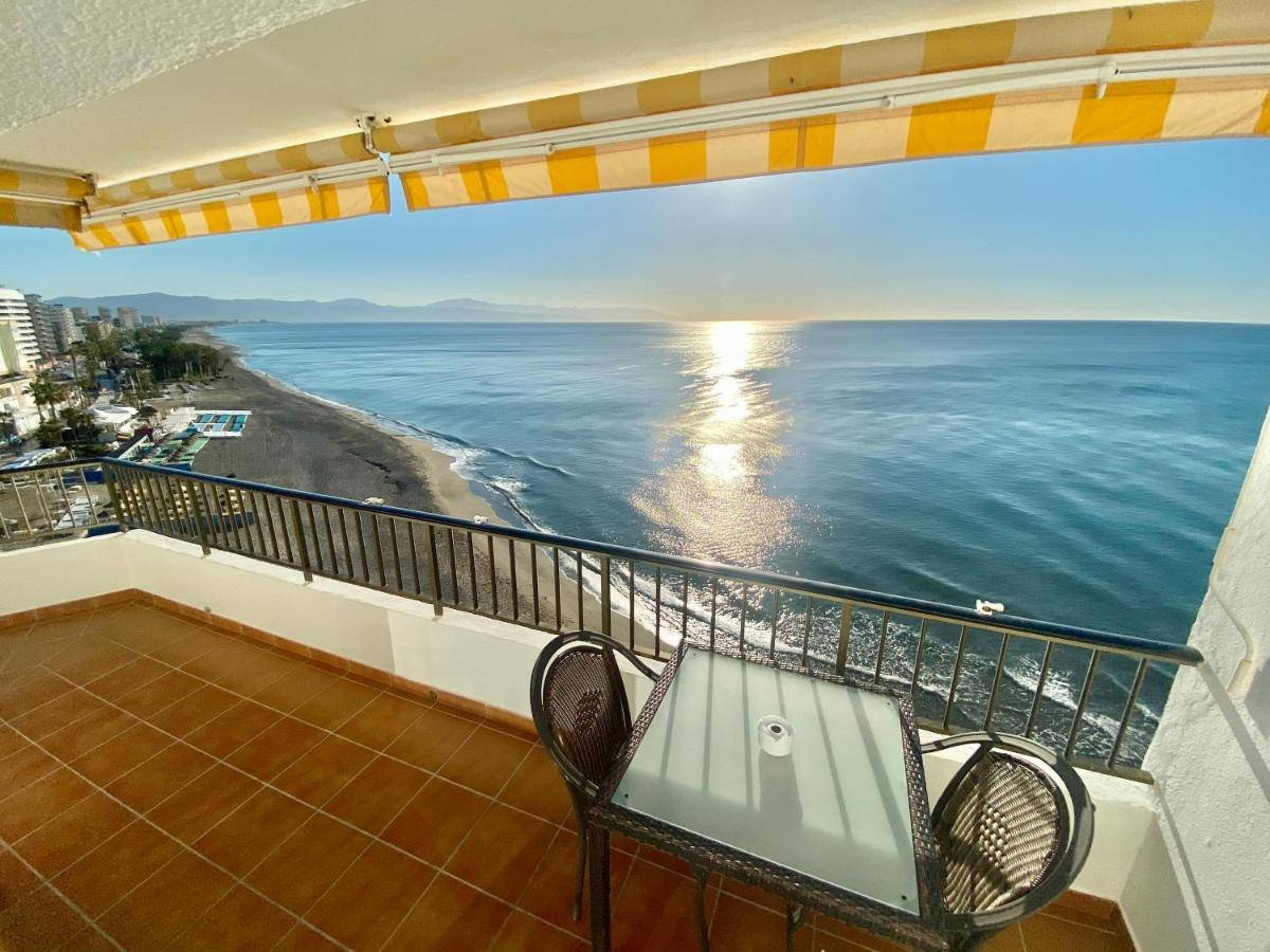 Apartamentos Turisticos Castillo Del Vigia Torremolinos Exterior foto